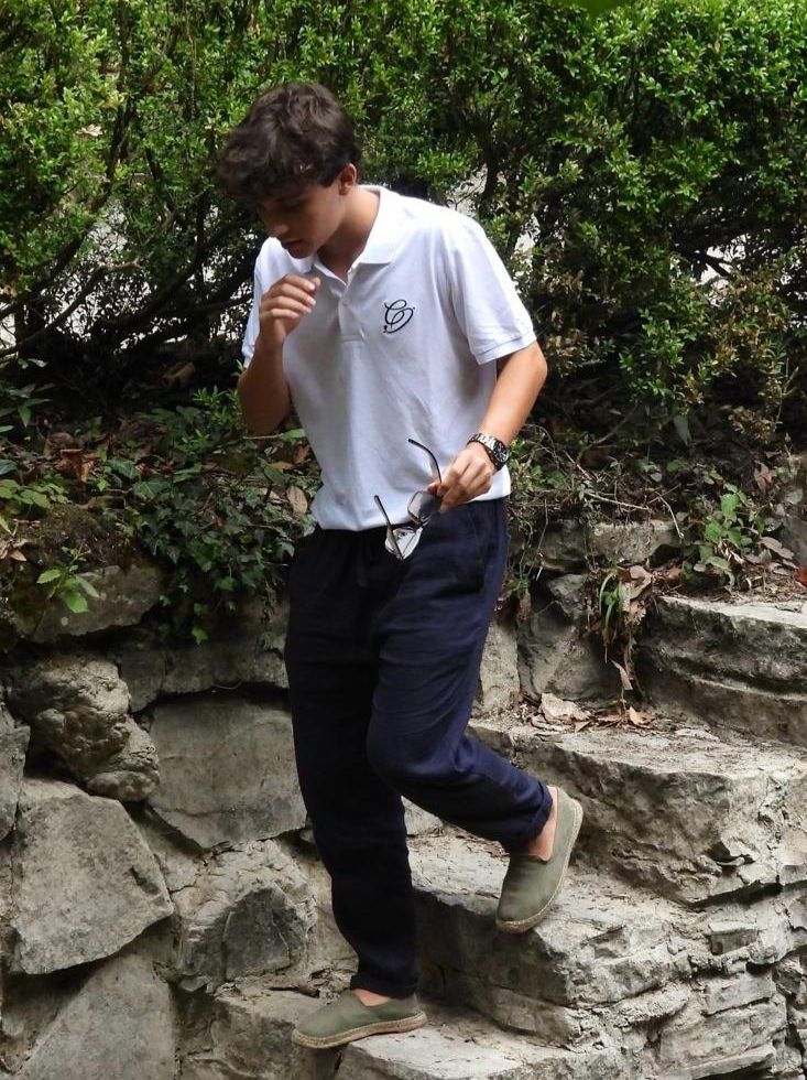 Un polo Blanco